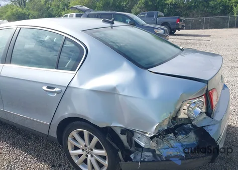 2006 Volkswagen Passat 3.6 from USA, damaged, VIN WVWAU73C26P079291